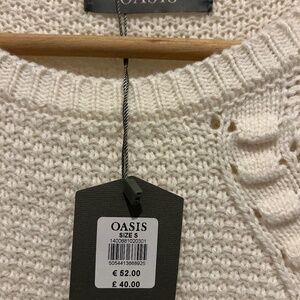 Oasis small sweater